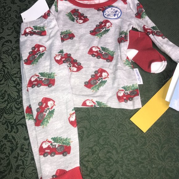 NWT 18m Max & Olivia Firetruck santa pajamas socks set boys girls christmas pjs - Picture 2 of 6